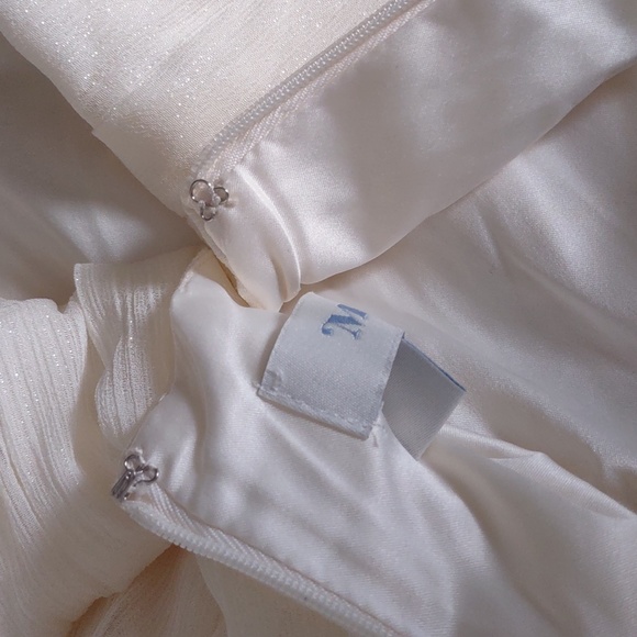 NWT ModCloth Size Small Sleeveless Metallic Pleated Bow Accent Mini Dress - Picture 15 of 15